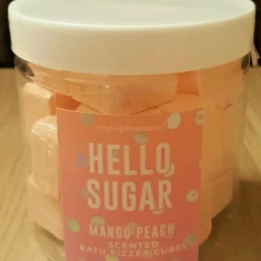 Buy 2 get 1 free (see details),  1-Mango Peach Bath Fizzers + 2 BATH BOMBS (310)